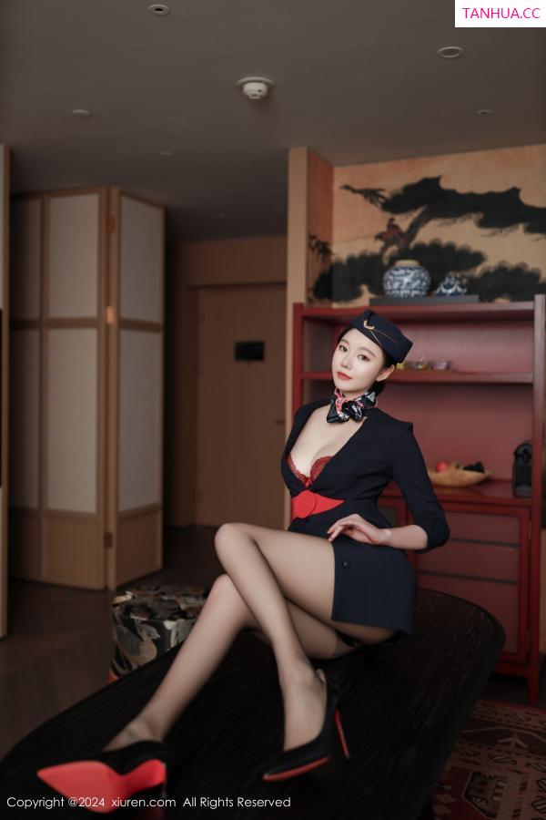 安然Maleah  [XiuRen]高清写真图 2024.07.30 No.8942 安然anran 黑丝美腿第25张图片